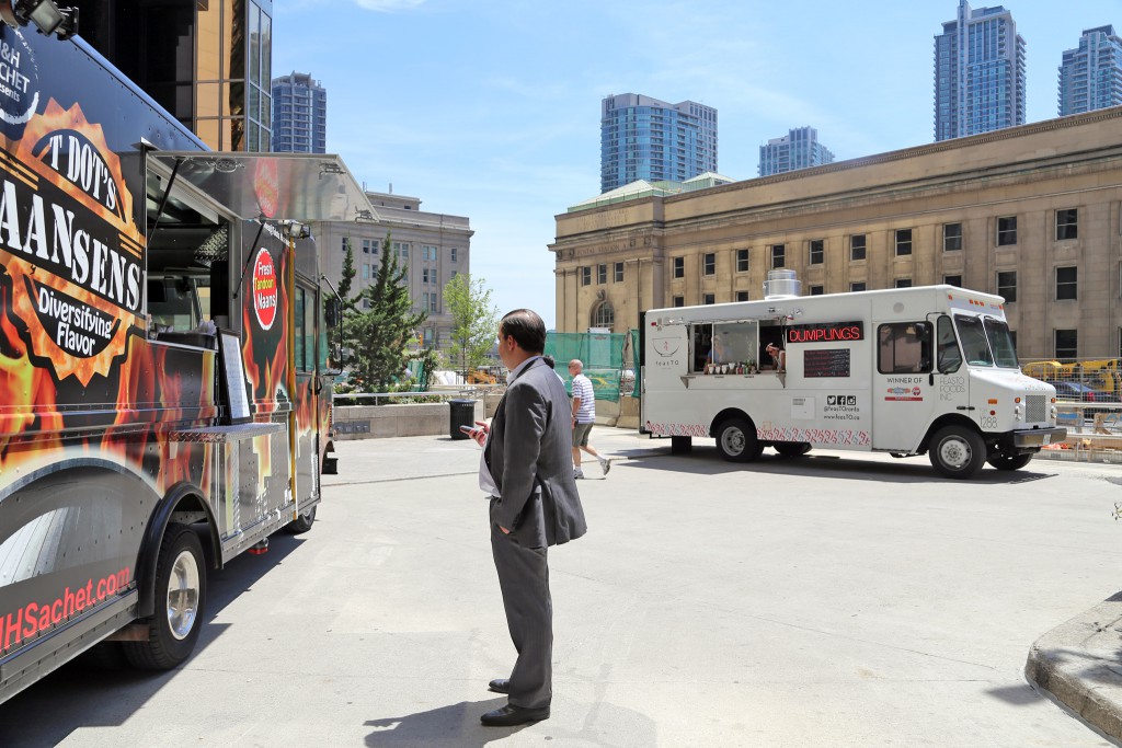 Toronto food truck location